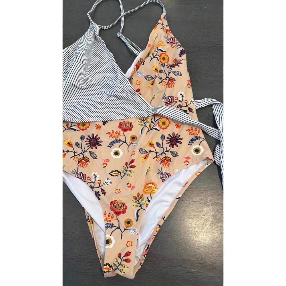 Cupshe Floral and Striped Wrap One Piece Swimsuit Tan Navy White Size Medium